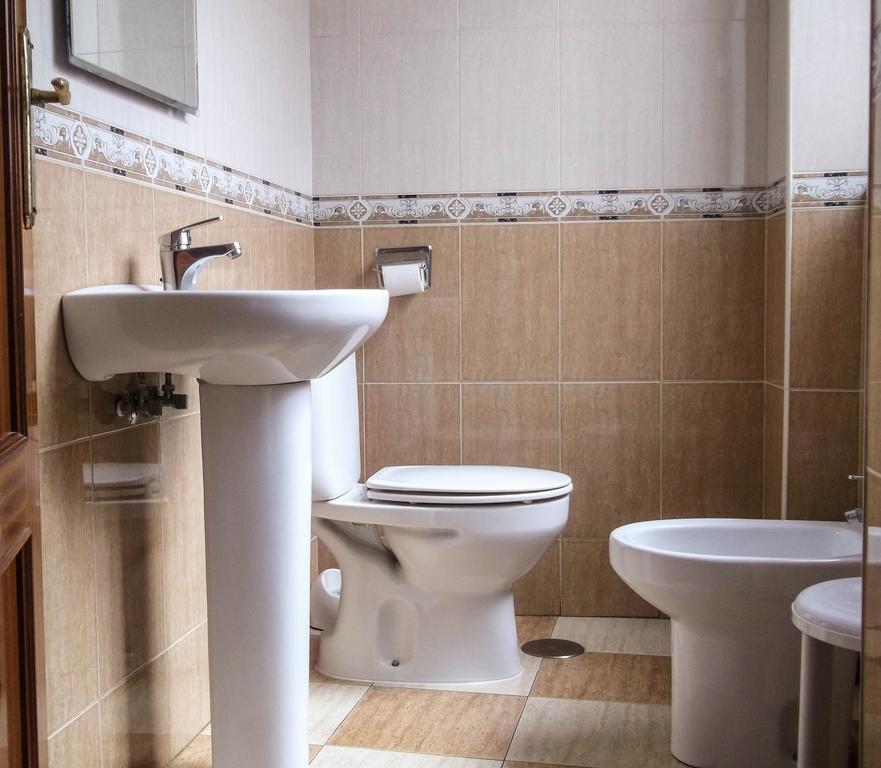 Double Room Private Bathroom