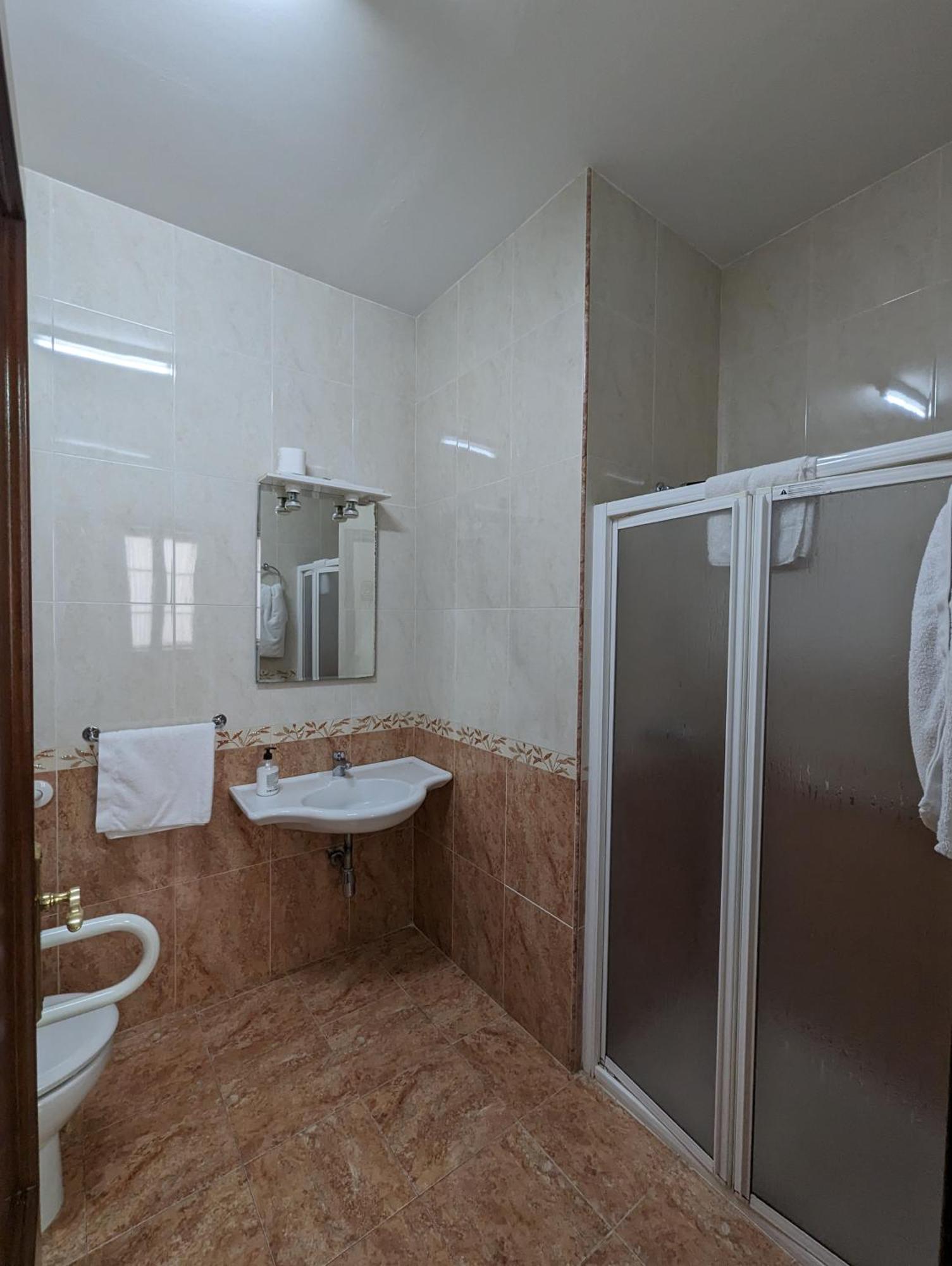 Triple Room Private Bathroom