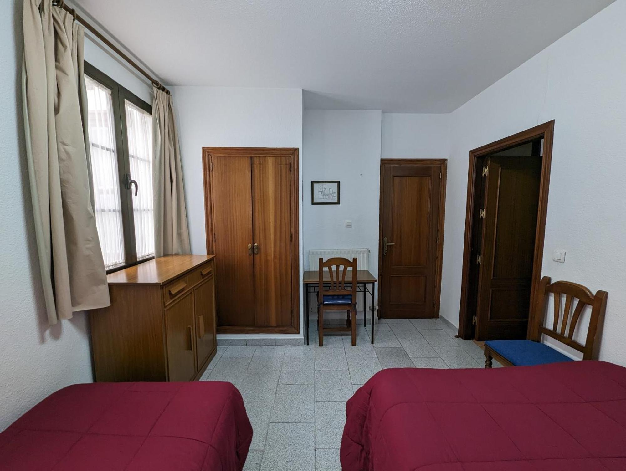 Triple Room Private Bathroom